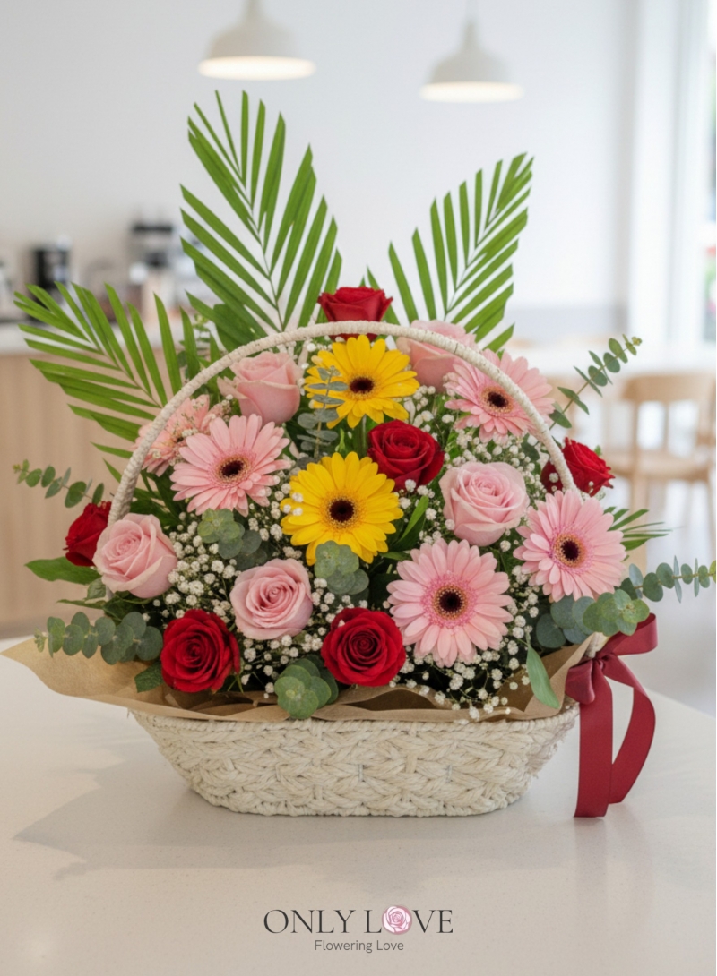 B20 Rose & Gerbera Flower Basket