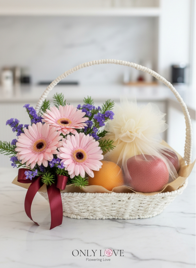 F22 Fruits & Flowers Basket