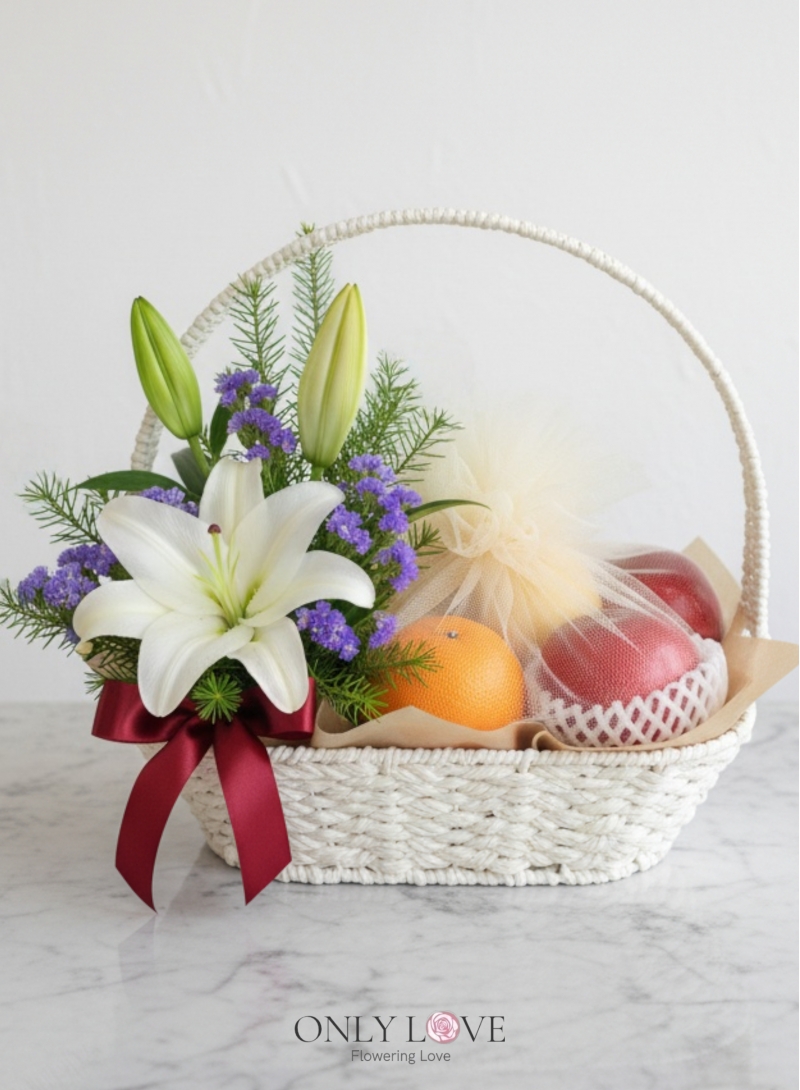 F33 Fruits & Flowers Basket