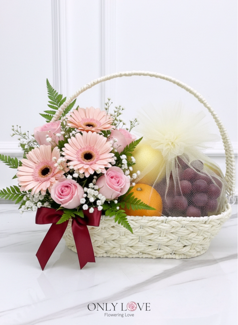 F26 Fruits & Flowers Basket
