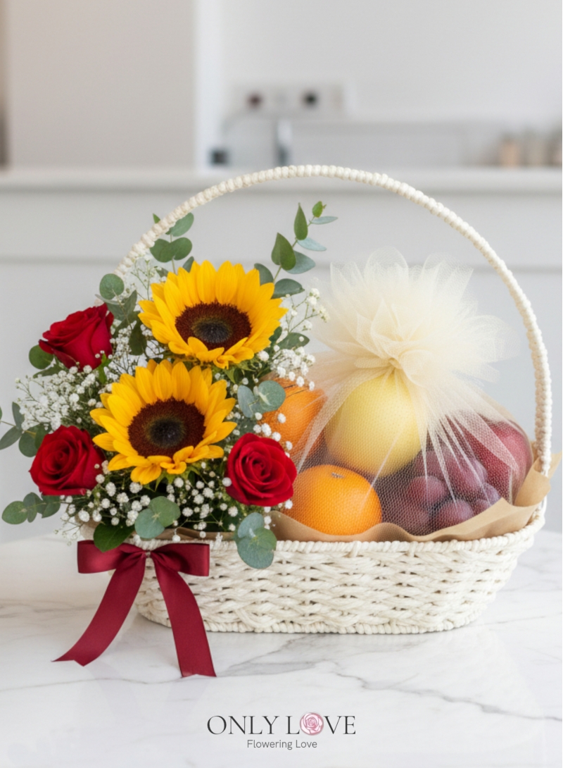 F31 Fruits & Flowers Basket