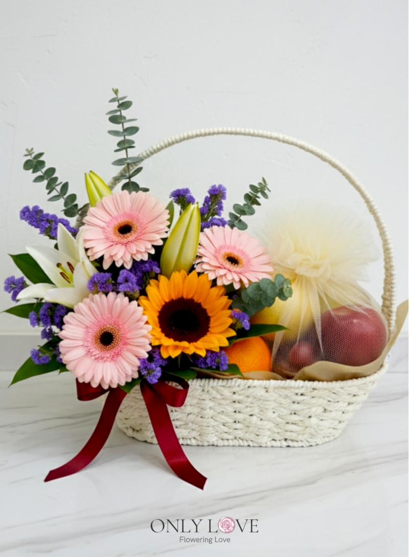 F32 Fruits & Flowers Basket