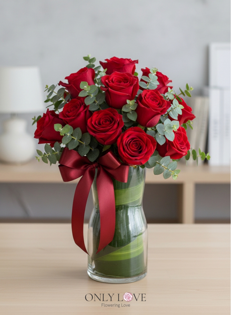 V01 Rose in Vase