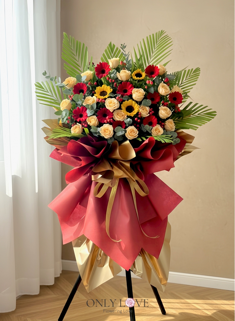 FS87 Opening Flower Wooden Stand