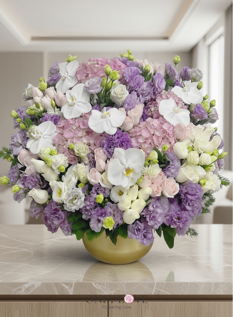 B21 Flower Table Arrangement