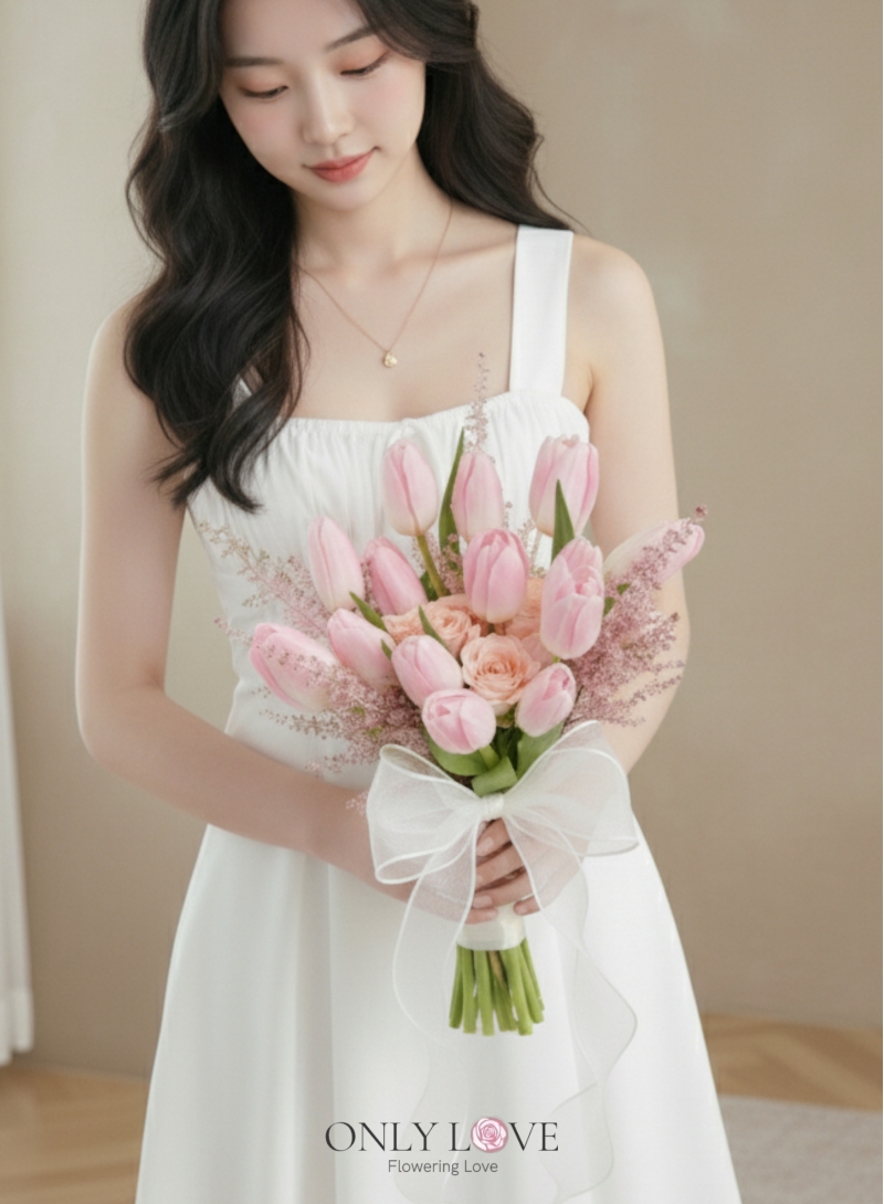 WB005 Tulip Wedding Bridal Bouquet